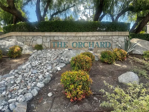11056 Orchard View Ln, Riverside, CA 92503