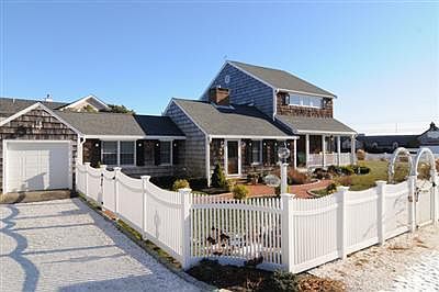 1st image of 2 Shore Side Drive