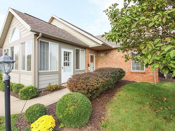 3rd image of 1310 Whippoorwill Ln