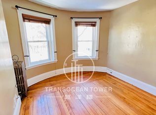 22 Dudley St APT 2, Cambridge, MA 02140