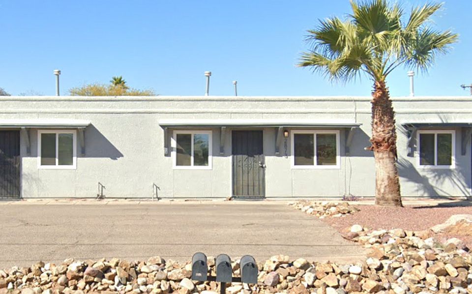 1st image of 2873 N Fontana Ave