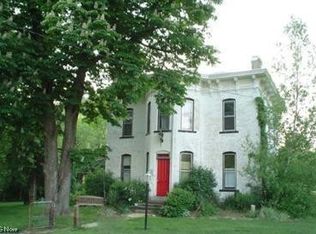 8957 Tinney Rd SE, Dennison, OH 44621