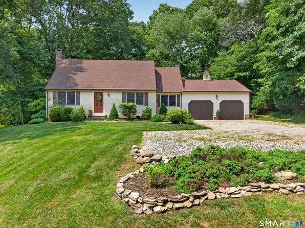 11 Kitteridge Hill Road, Old Saybrook, CT 06475