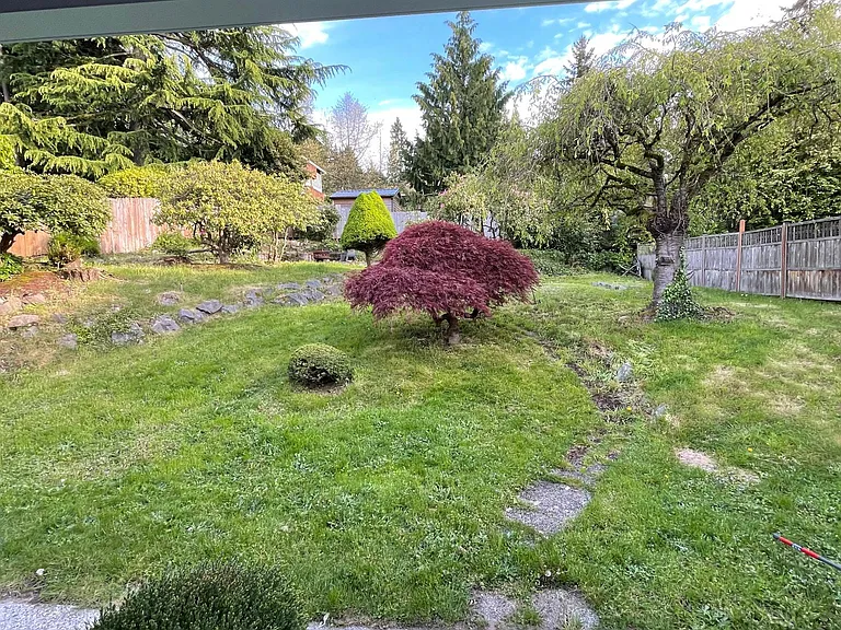 841 NE 104th St — Photo 12