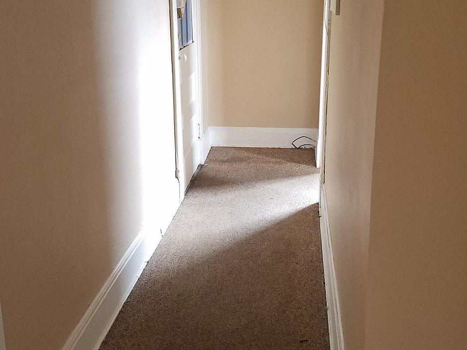 1st image of 304 1/2 Haymond St