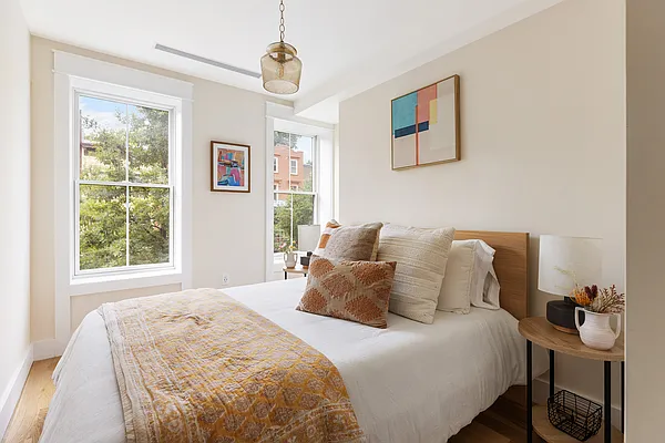 Sold by Compass | media 13