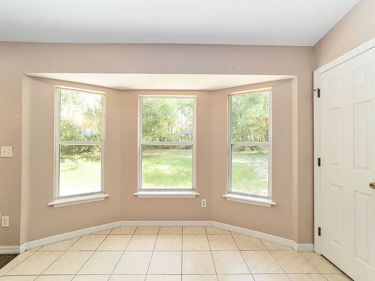 19619 SW Eagle Dr — Photo 16