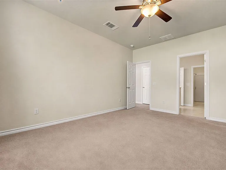 5809 Lehman Way — Photo 17
