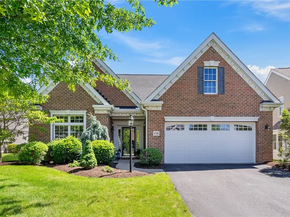 156 Shoreline Dr, McMurray, PA 15317