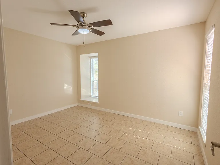 4906 Barkbridge Trl — Photo 21
