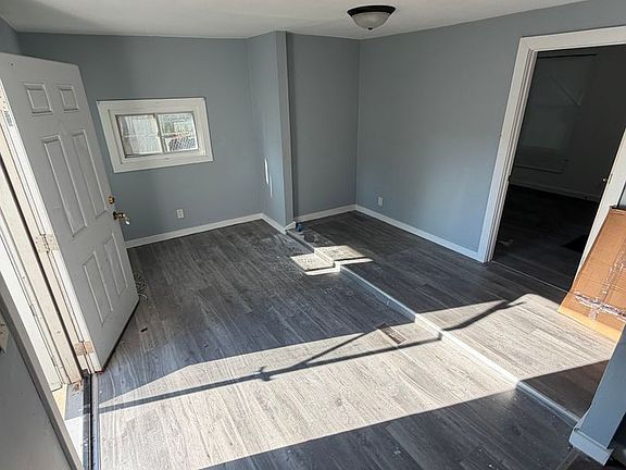 3rd image of 1020 S 11th St