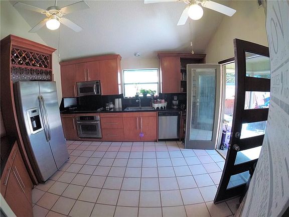 4th image of 6309 Canyon Cir