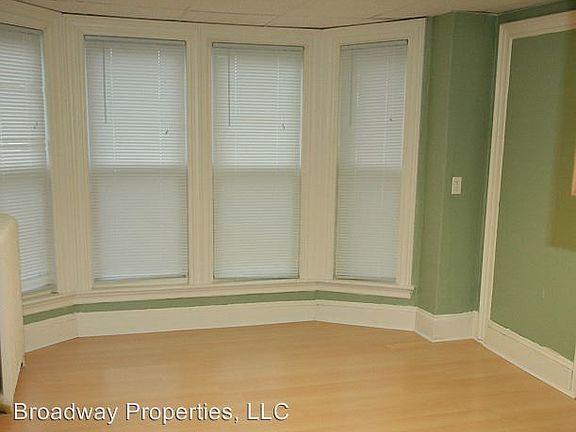 2nd image of 78 Essex St APT 4