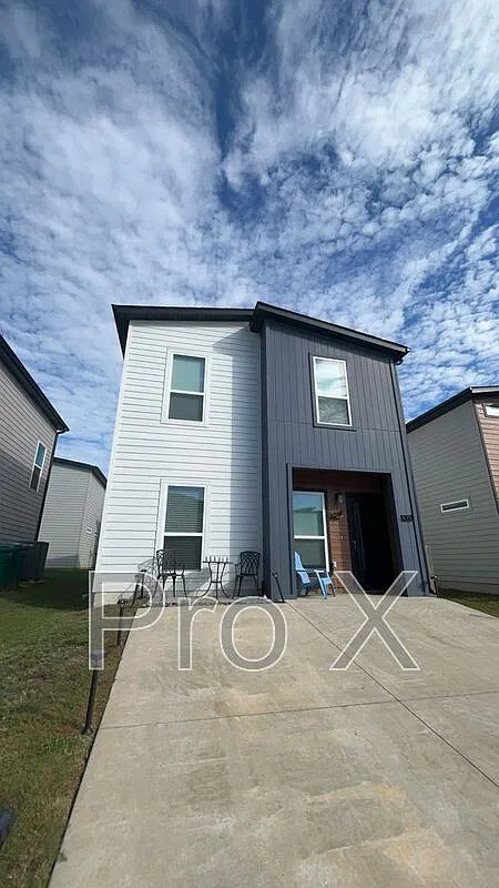 2 bed, 2.5 bath, 1250 sqft, $1,500 — Photo 1
