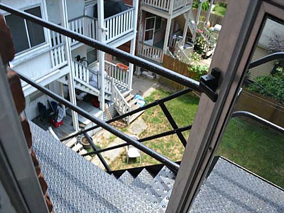 2nd image of 1020 Claremont Ave #18