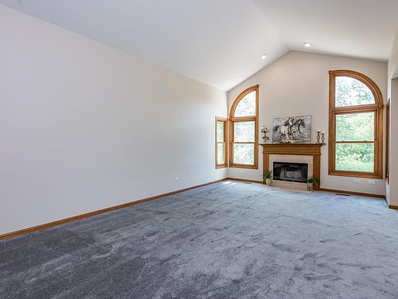 5th image of 6851 Foxworth Ln
