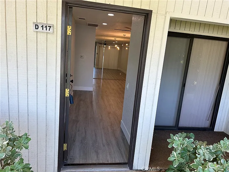 2801 E Los Felices Cir #D117 — Photo 8