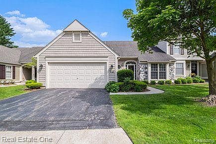 1st image of 840 Edgemont Run #123