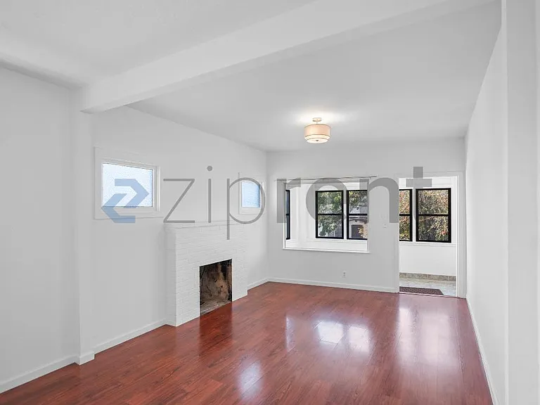 444 Lux Ave — Photo 4