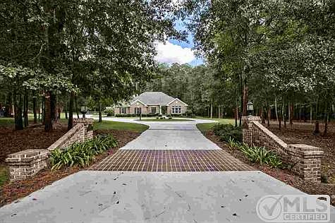 3rd image of 7559 Anglewood Ln