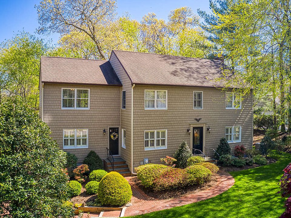 1st image of 55 Westwoods Blvd