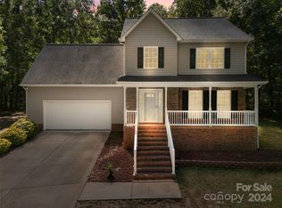 722 Cove Rd, Gastonia, NC 28052