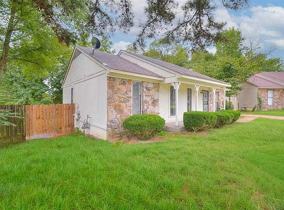 2nd image of 4378 Sherrycrest Cv