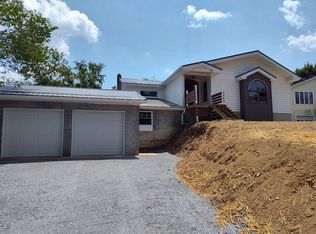 4790 Race Track Rd, Saint Thomas, PA 17252