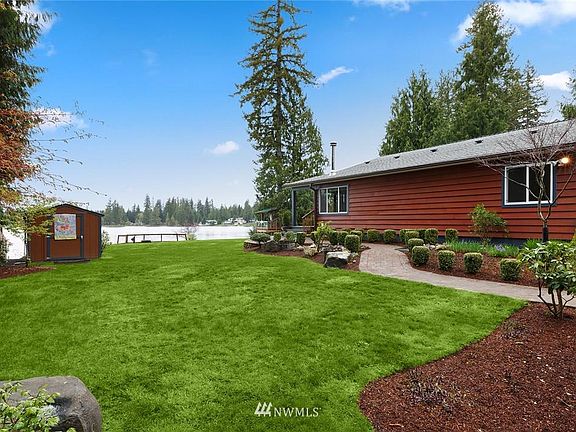 3rd image of 1210 W Star Lake Dr