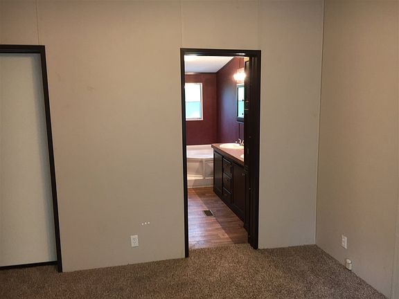 5th image of 302 Wady Ln