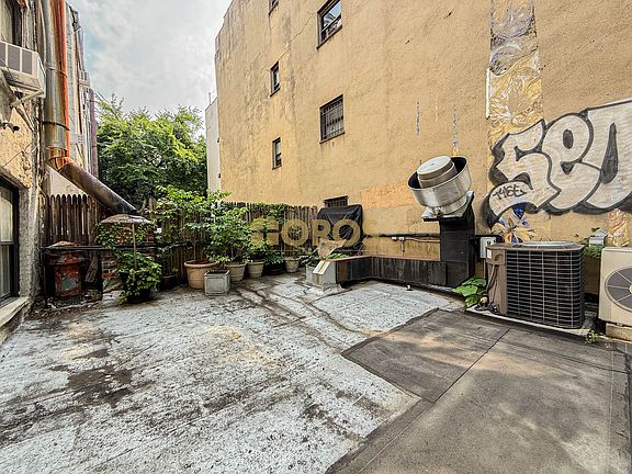 3rd image of 174 Avenue B APT 2W