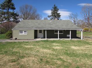 27 Castle Point Rd, Wappingers Falls, NY 12590