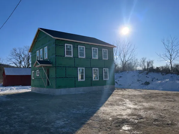 126 S Silver Ln, Sunderland, MA 01375