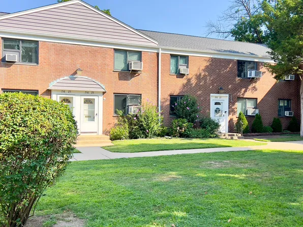 216-25 73rd Avenue image 7 of 32