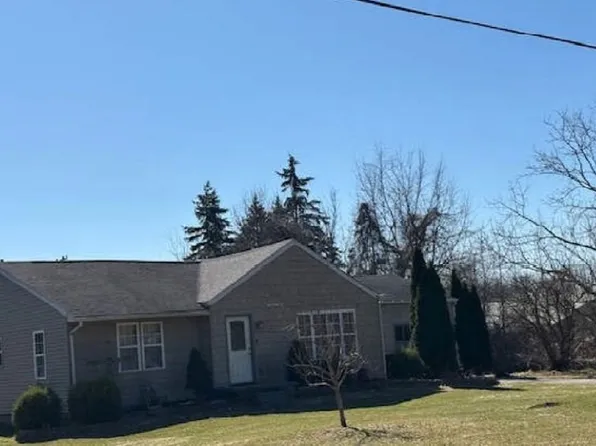 3525 S Otter Creek Rd, La Salle, MI 48145