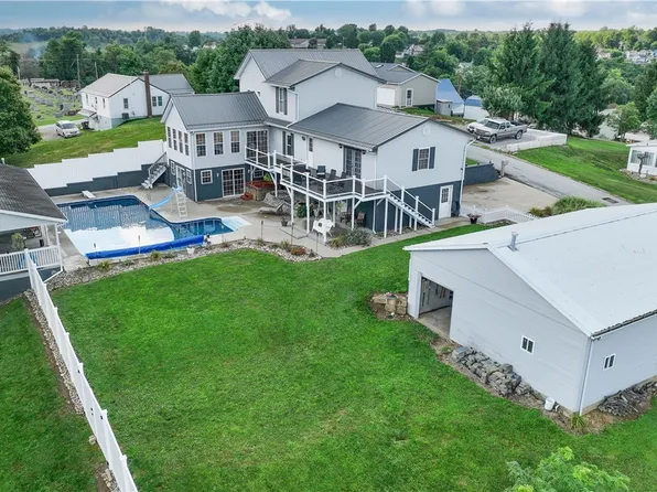 214 Carl St, Barnesville, OH 43713