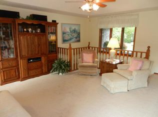 1693 Dogwood Village Ln, Lampe, MO 65681