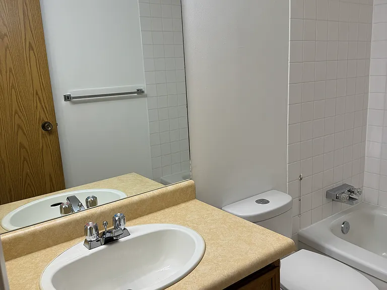 116 3rd Ave SE #902 — Photo 9