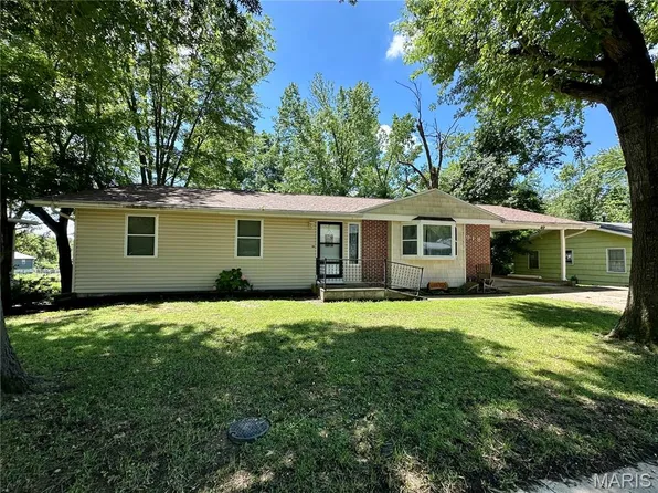 918 E 7th St, Rolla, MO 65401