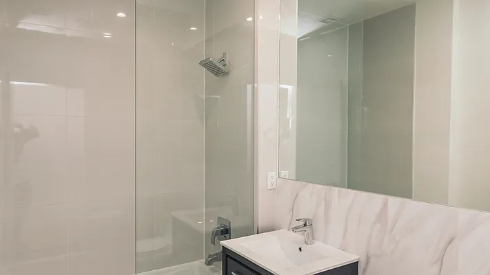 Rented by Nooklyn NYC LLC | media 24