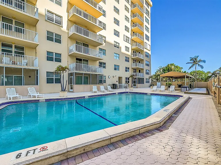 1401 S Ocean Dr #304 — Photo 41
