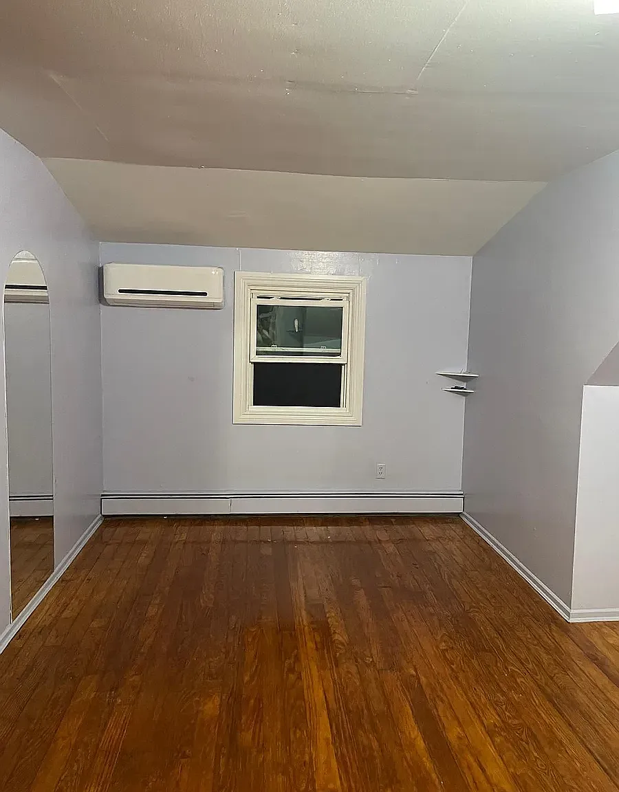 Ramona St, East Meadow — Photo 4