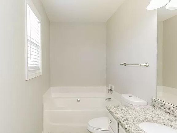 5th image of 7106 Steffie Ln