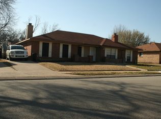 3007 Post Oak Dr, Euless, TX 76039