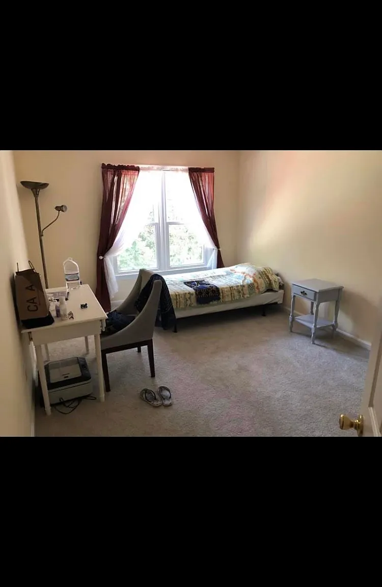 Twin Knolls Ct, Alexandria — Photo 3