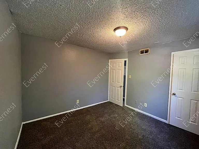 4815 School St #1 — Photo 13
