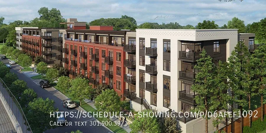 Two Bedroom-Two Bath Apt Plus a Den, Wraparound Balcony, Bedroom Balcony, and Floor to Ceiling Wi... — Photo 2