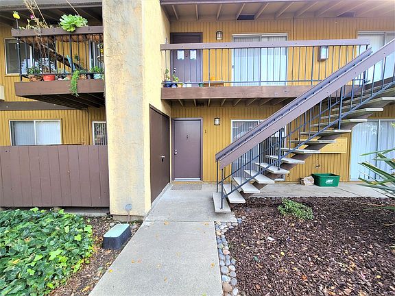2nd image of 1325 Mills St APT 1
