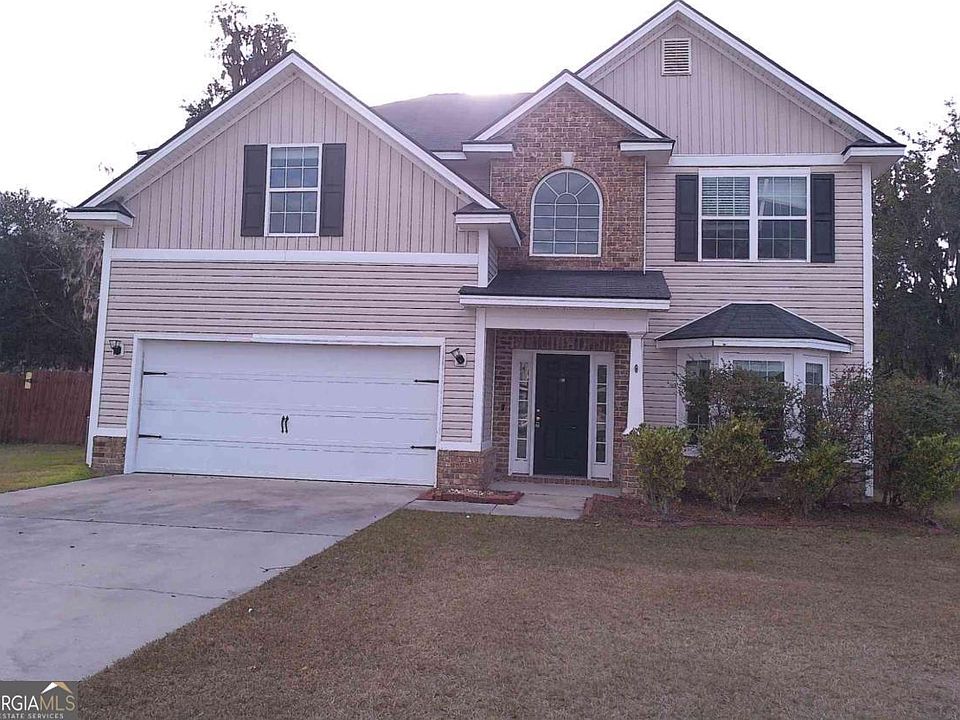 1st image of 228 Cumberland Dr NE