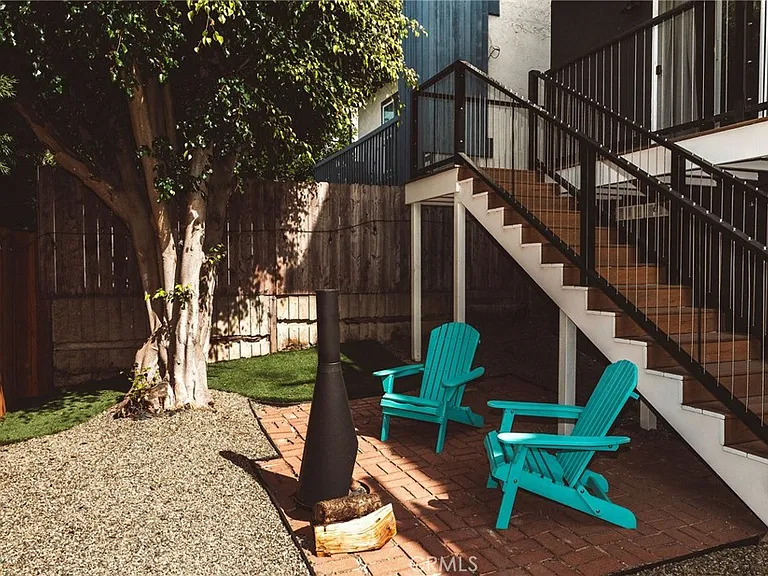 989 La Mirada St — Photo 13